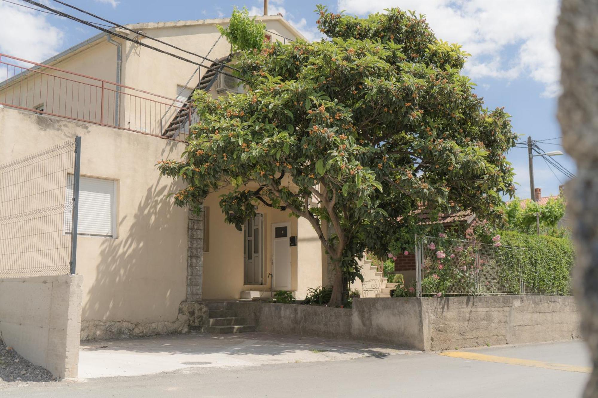 Apartment Gloria Kastela Exterior photo